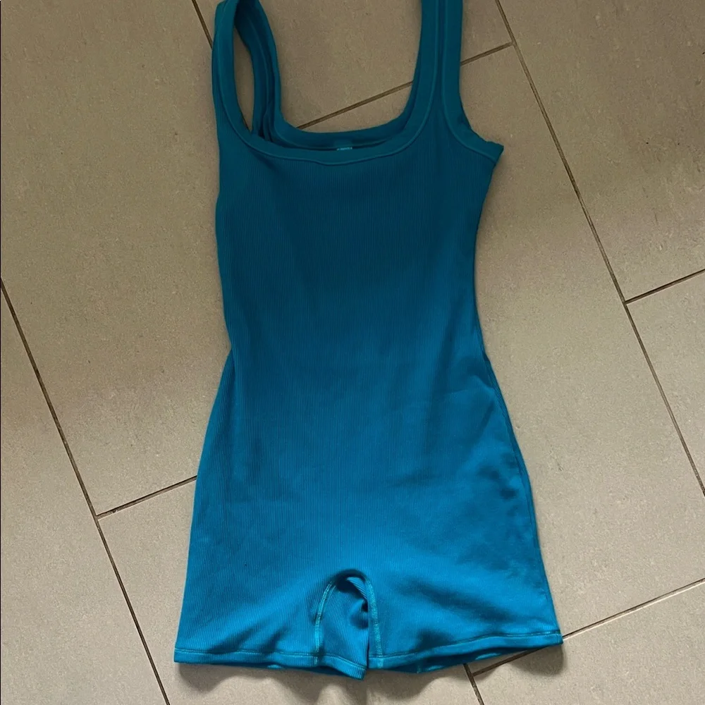 Skims Romper - Picture 1 of 2
